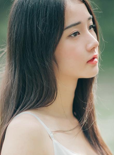 戴着隐形蝴蝶去上学什么感觉 应该有点不舒服吧